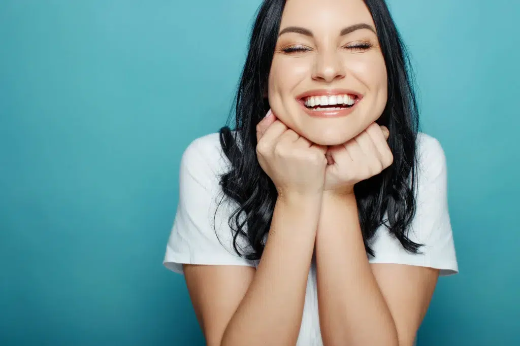 Facetas dentárias: O que são e quais os benefícios?
